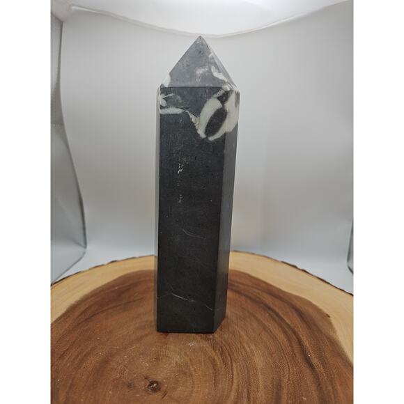 3.14lb 1000 Eye Jasper Quartz Tower 9in Tall Has Chip On Top - Picture 2 of 16